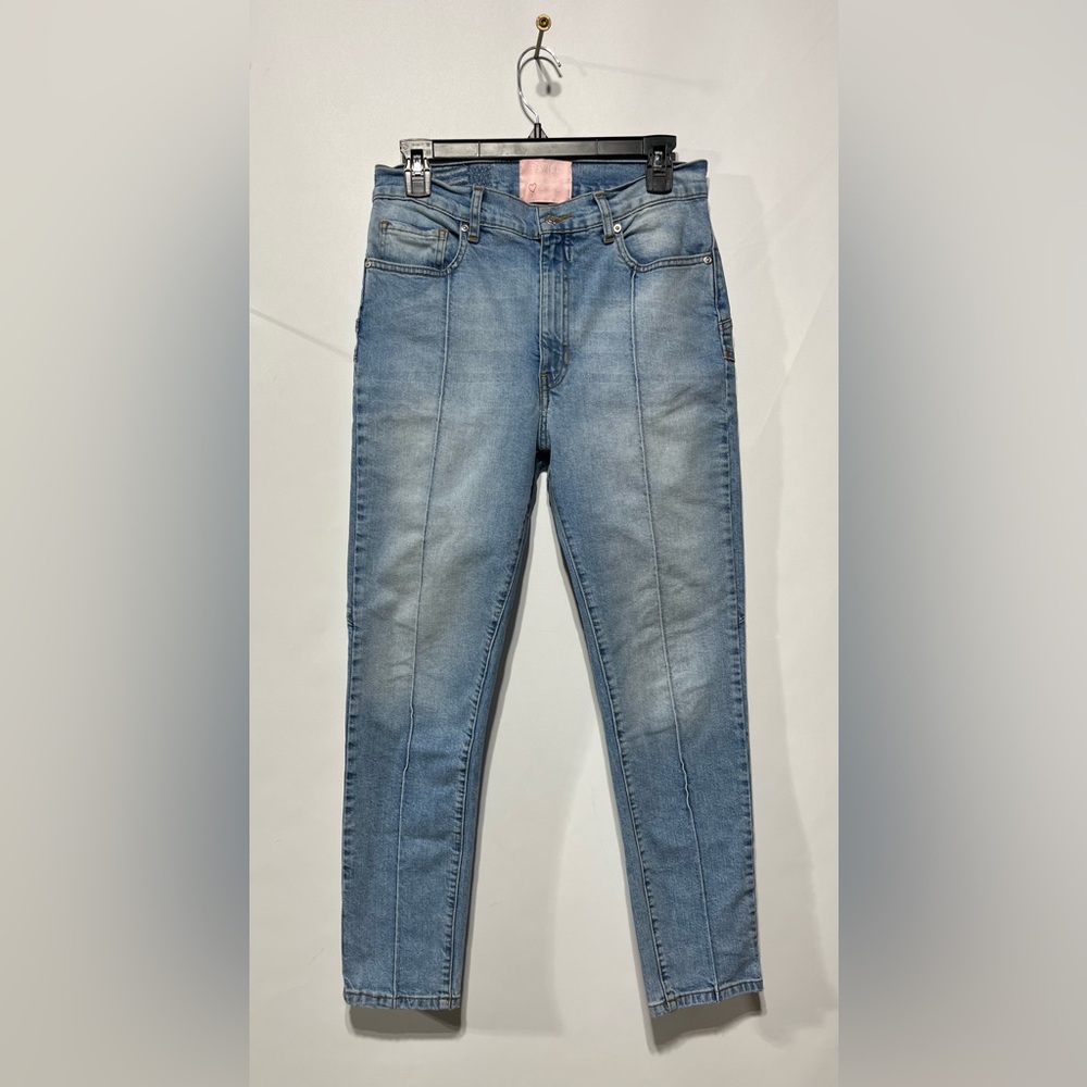 Revice Venus Star High Rise Crop‎ jeans Women’s Size 29 Inseam 27”